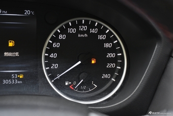 2018款蓝鸟 1.6L自动CVT高能潮音版