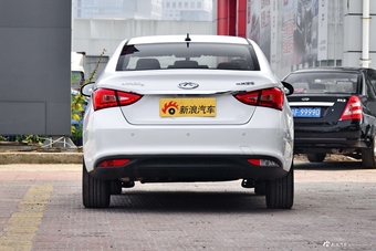 2017款艾瑞泽5 1.5L手动领潮版