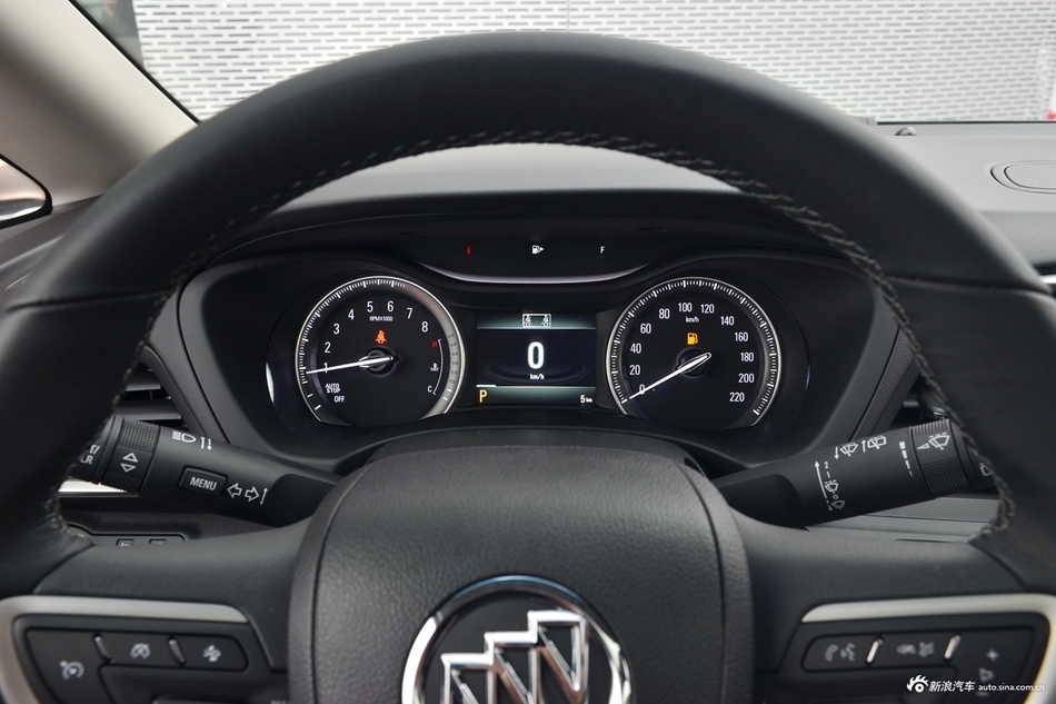 2019款别克GL6 1.3T自动18T互联尊贵型6座国VI