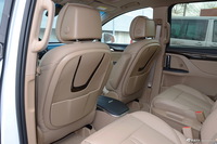 2017款别克GL8 2.0T自动28T豪华型