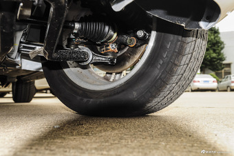 2016款江铃E200舒适型