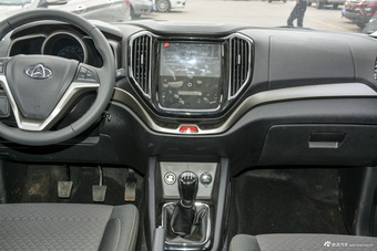 2016款长安CX70 1.6L手动舒适型