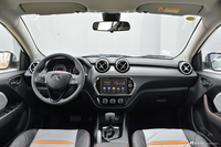 2018款东南DX3 1.5L手动户外版尊贵型