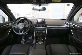 2018款马自达CX-4 2.0L自动两驱蓝天品位版图片