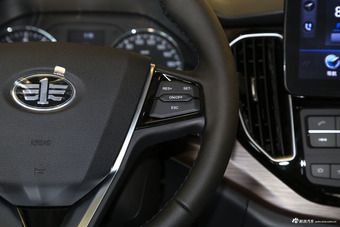 2017款森雅R7 1.6L 自动智能型