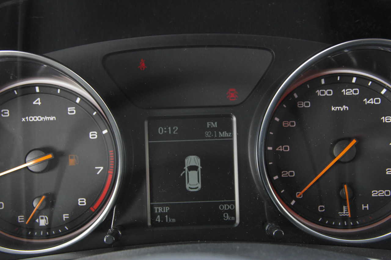 2016款汉腾X7 1.5T手动舒适型