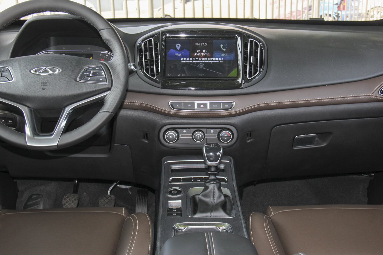 2018款瑞虎7 1.5T手动精英版