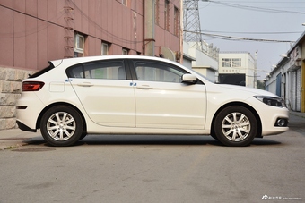 2017款观致3三厢1.6L自动致悦型