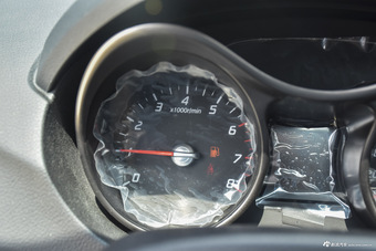 2015款海马S5 1.5T自动旗舰型