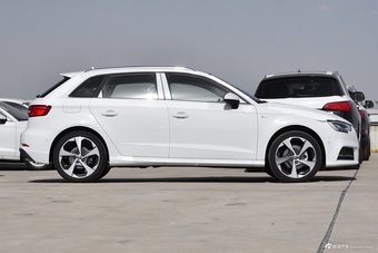 2017款奥迪A3 1.4T自动Sportback 35 TFSI运动型