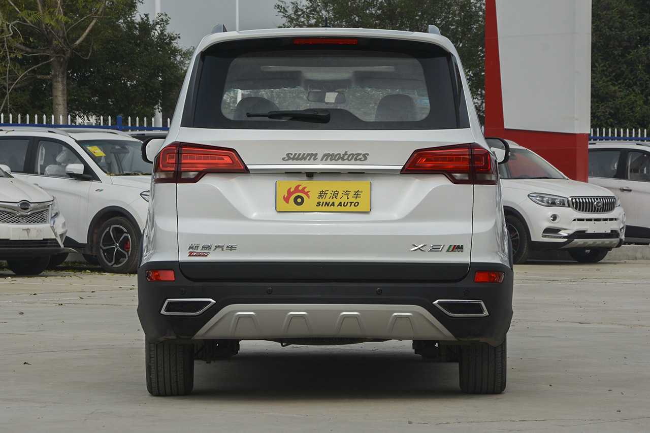 2017款斯威X3 1.5T手动时尚型