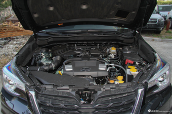 2018款森林人2.5i自动豪华导航版EyeSight