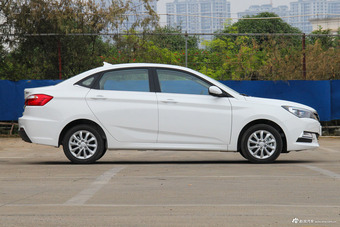 2016款悦翔V7 1.6L手动乐享型国V