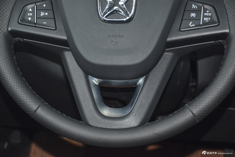 2016款驭胜S330 1.5T自动两驱时尚版