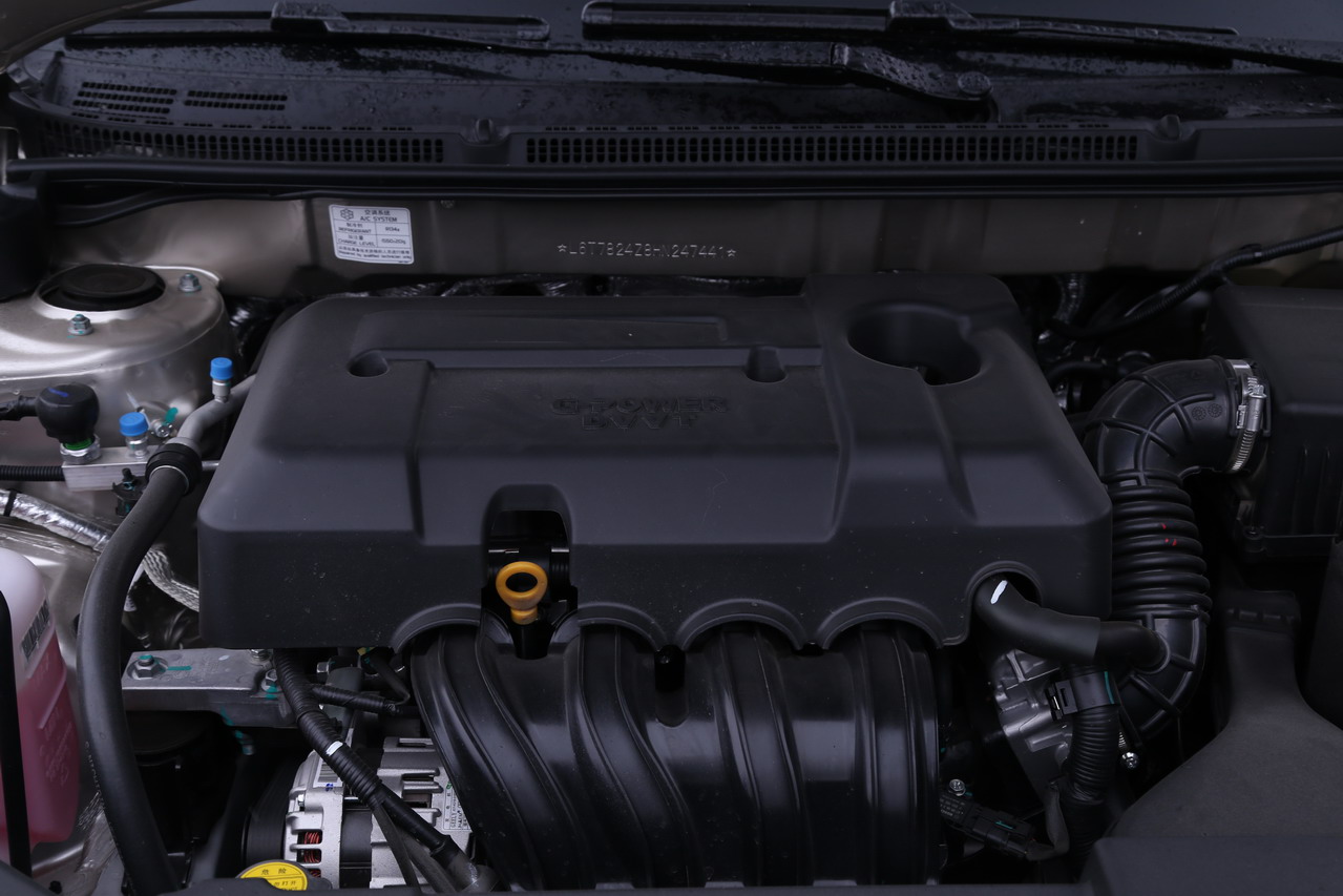 2018款吉利帝豪1.5L自动尊贵型