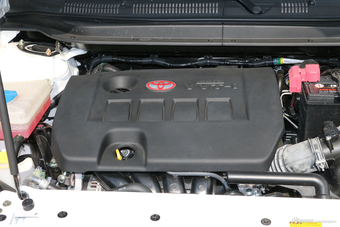 2017款骏派D60 1.8L自动豪华天窗版