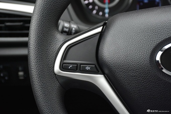 2019款东南A5翼舞 1.5L手动豪华版国V