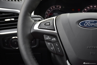 2018款锐界2.0T自动四驱旗舰型EcoBoost 245 7座