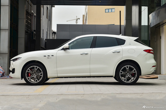 2018款Levante 3.0T自动350Hp 运动版（暂无参数）