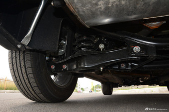 2017款传祺GS4 1.3T手动两驱精英版200T