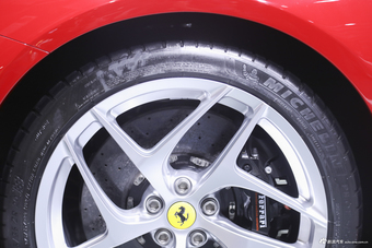 法拉利812 Superfast