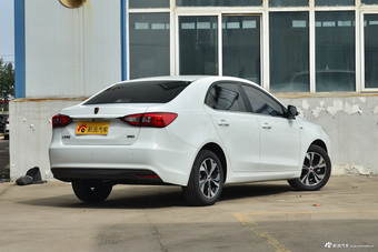 2017款荣威360 1.5L自动智屏版