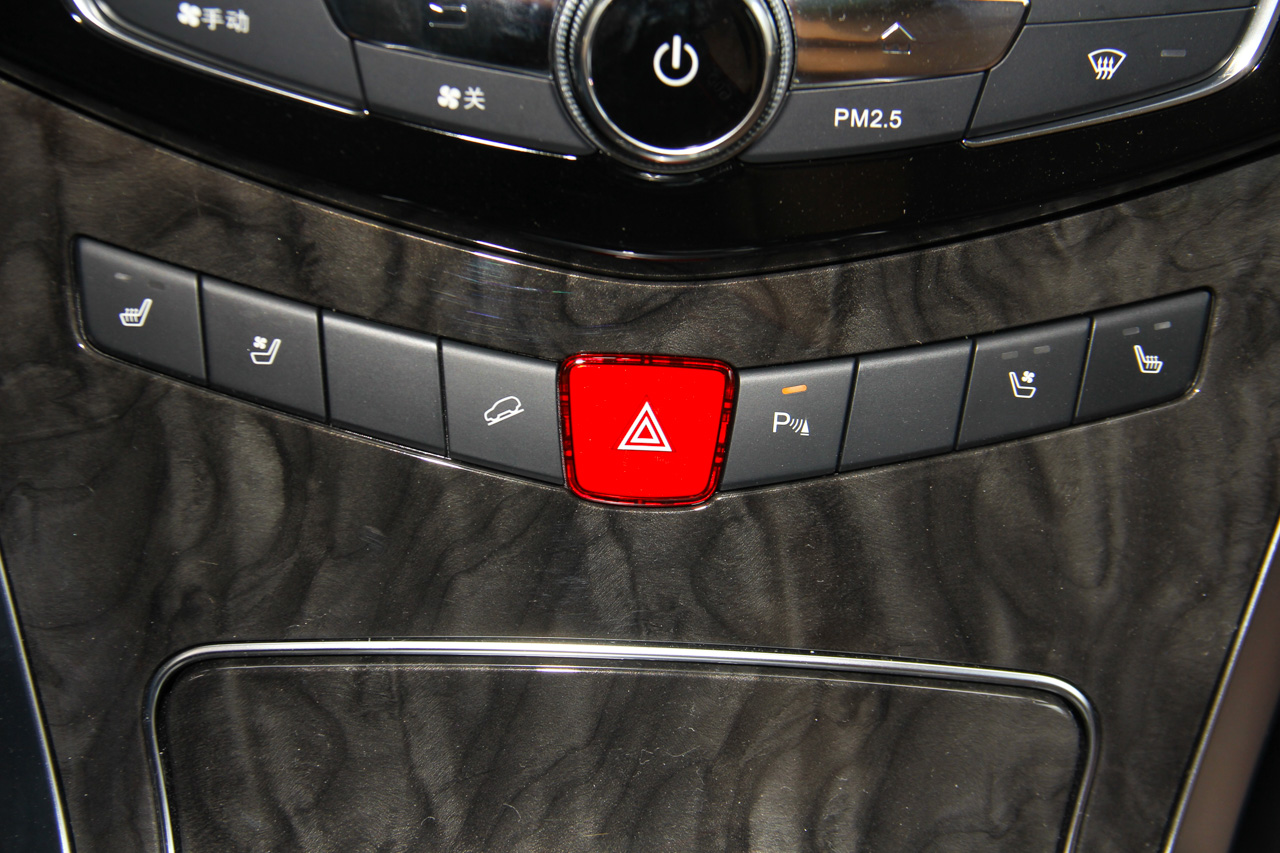 	2017款比亚迪唐100 2.0T