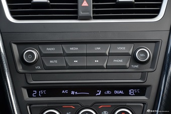 2017款奔腾X80 1.8T自动运动型