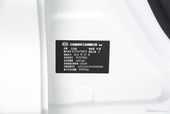 2018款比亚迪宋MAX 1.5T自动智联精英型6座