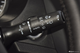 2016款陆风X5 Plus 1.5T手动创领版