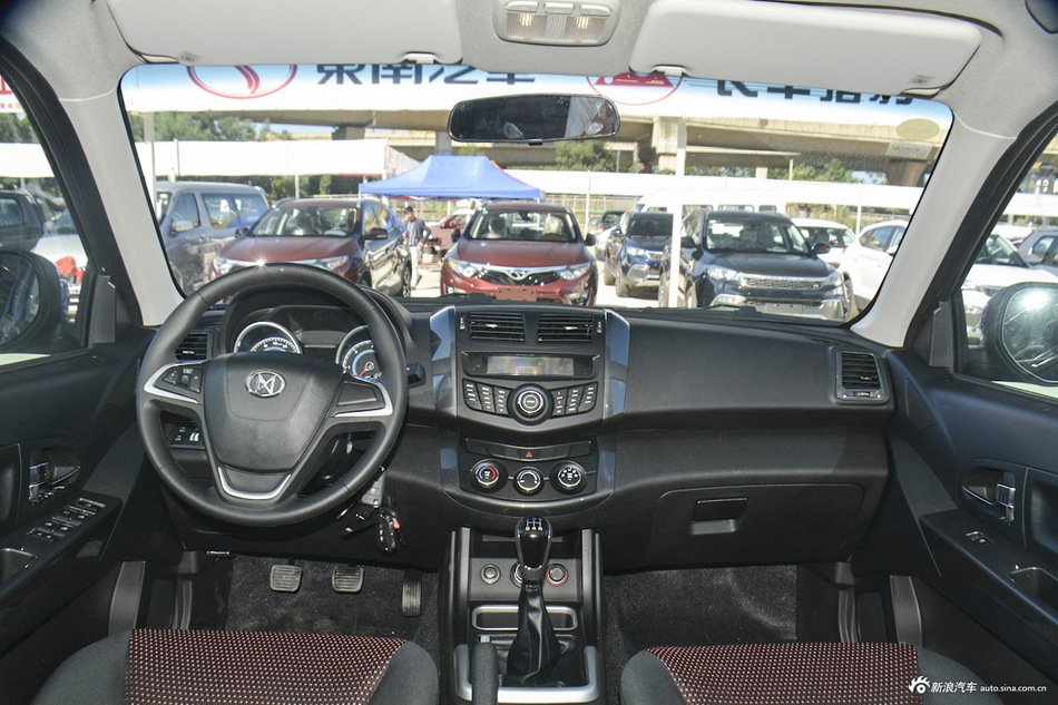 2016款骐铃T7 2.8T手动四驱舒适版加长轴距JE493ZLQ4CB