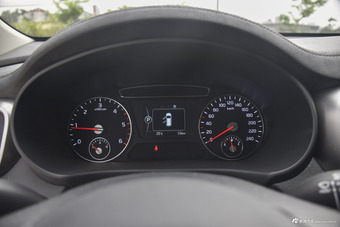 2016款索兰托L 2.2T自动柴油4WD定制版5座国IV