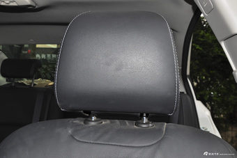 2016款力狮 2.5L自动全驱荣耀版