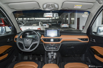 2018款五菱宏光S3 1.5T手动豪华型国V图片