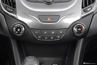 2017款科鲁兹两厢1.5L 自动炫锋版