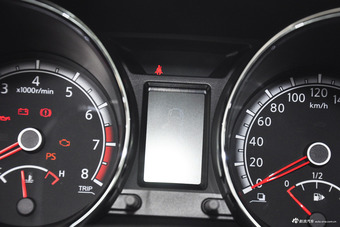 2015款启辰T70 2.0L自动睿行版