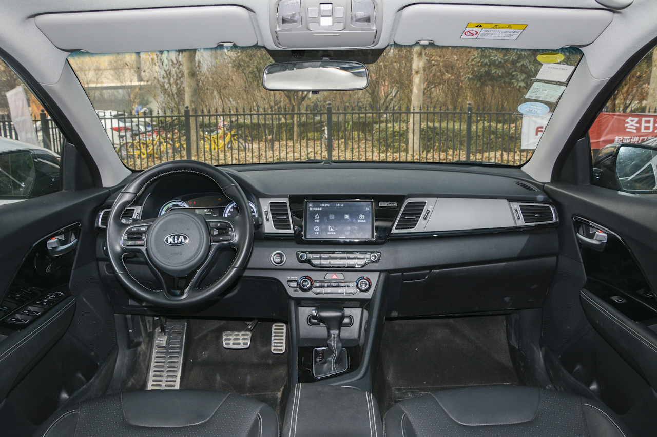 2017款极睿1.6L自动豪华版 