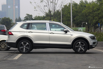 2018款途观L 2.0T自动四驱豪华版380TSI