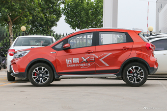 2017款吉利远景X3 1.5L自动尊贵型