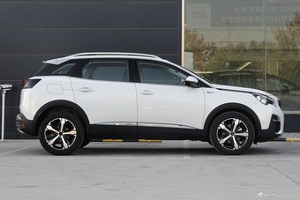 2017款标致4008 1.8T自动豪华（白）