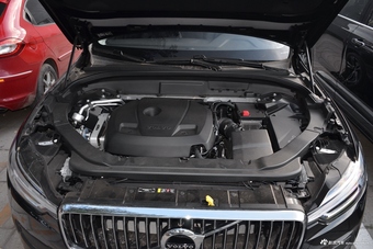 2019款沃尔沃XC60 2.0T自动四驱T5智远版