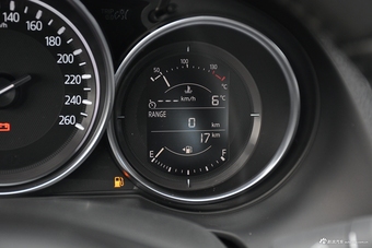 2018款阿特兹2.0L自动蓝天尊贵版