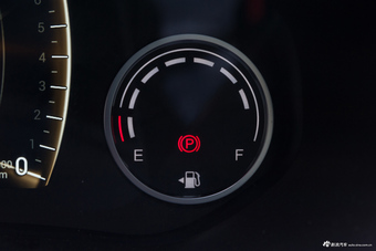 2018款瑞虎8 1.5T自动尊贵型 5座