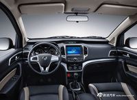 北汽幻速H3舒适天窗版