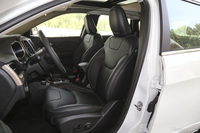 2017款自由光2.4L自动专业版智能包