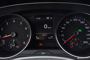 2018款迈腾1.4T自动280TSI DSG越享型