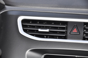 2016款中华V3 1.5L手动舒适型