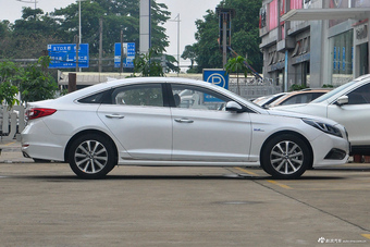 2017款索纳塔九1.6T自动GLS智能型