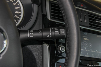 2016款新骐达 1.6L自动智尊版