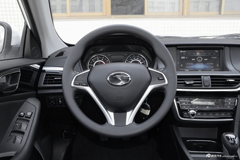 2017款V5菱致1.6L手动基本型